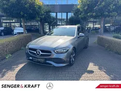 Grau Gebraucht 2022 Mercedes C200 Kombi | 27.870 € (Fairer Preis)