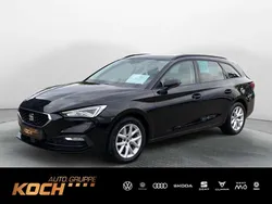 Mitternachtsschwarz Gebraucht 2021 Seat Leon Style Kombi | 24.780 € (Teuer)