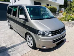 Grau Gebraucht 2010 VW T5 Highline Van | 15.800 €