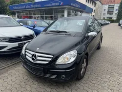 Schwarz Gebraucht 2006 Mercedes B200 Sport Van / Kleinbus | 4.990 € (Fairer Preis)