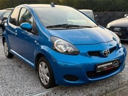 Blau Gebraucht 2012 Toyota Aygo Edition Kleinwagen | 4.490 € (Etwas zu teuer)