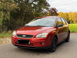 Rot Gebraucht 2006 Ford Focus Limousine | 2.000 € (Fairer Preis)