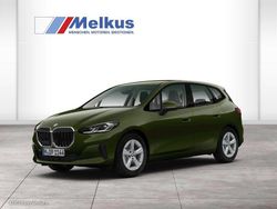 Grün Gebraucht 2024 BMW 216 Van / Kleinbus | 23.970 € (Guter Preis)