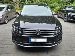 Schwarz Gebraucht 2017 VW Tiguan Highline SUV | 22.100 € (Guter Preis)