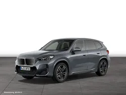 Storm bay metallic Gebraucht 2024 BMW iX1 Luxury Line SUV | 50.824 € (Teuer)