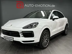 Weiß Gebraucht 2019 Porsche Cayenne SUV | 75.900 € (Etwas zu teuer)