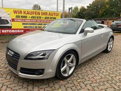 Silber Gebraucht 2009 Audi TT Roadster Sport Cabrio | 6.999 €