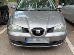 Grau Gebraucht 2004 Seat Ibiza Kleinwagen | 1.200 € (Fairer Preis)