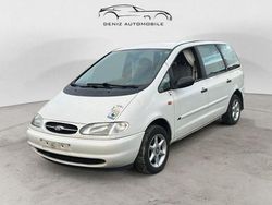 Weiß Gebraucht 1996 Ford Galaxy Van / Kleinbus | 1.950 €