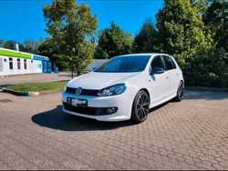 Weiß Gebraucht 2010 VW Golf VI R-line Limousine | 6.299 €