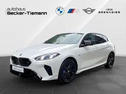 Weiß Gebraucht 2025 BMW M135 Performance Kleinwagen | 42.888 € (Superpreis)
