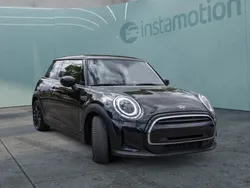 Schwarz Gebraucht 2022 Mini ONE Kleinwagen | 19.350 € (Fairer Preis)
