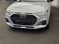 Grau Gebraucht 2023 Audi A1 Kleinwagen | 22.700 € (Guter Preis)
