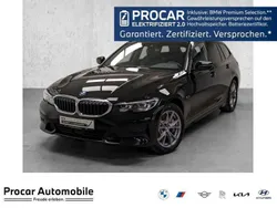 Schwarz Gebraucht 2022 BMW 330e Sport Line Kombi | 34.870 € (Fairer Preis)