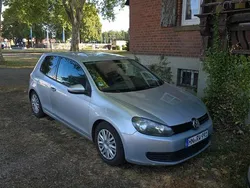 Silber Gebraucht 2009 VW Golf VI Kleinwagen | 2.400 € (Fairer Preis)