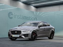 Grau Gebraucht 2024 Jaguar XE R-Dynamic Limousine | 43.949 €