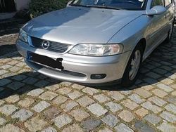Silber Gebraucht 2001 Opel Vectra Limousine | 2.999 € (Teuer)