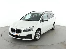 Weiß Gebraucht 2021 BMW 218 Gran Tourer Advantage Van / Kleinbus | 21.840 € (Fairer Preis)