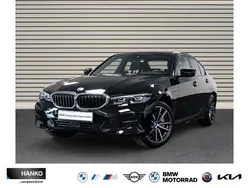 Schwarz ii/bonnet fluid black Gebraucht 2021 BMW 330e Advantage Limousine | 26.900 € (Etwas zu teuer)