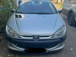 Silber Gebraucht 2002 Peugeot 206 CC Cabrio | 3.300 €