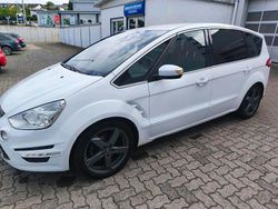 Weiß Gebraucht 2011 Ford S-MAX S Van / Kleinbus | 6.500 € (Fairer Preis)