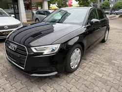 Schwarz Gebraucht 2019 Audi A3 Sportback Performance Limousine | 14.490 € (Fairer Preis)