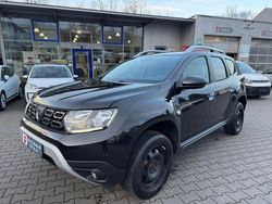 Perlmuttschwarz Gebraucht 2010 Dacia Duster Celebration SUV | 16.991 €