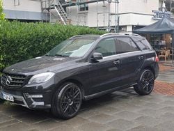 Schwarz Gebraucht 2012 Mercedes ML350 Edition 1 SUV | 18.000 € (Guter Preis)