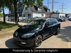 Schwarz Gebraucht 2014 Renault Mégane III Bose Edition Limousine | 7.990 € (Etwas zu teuer)