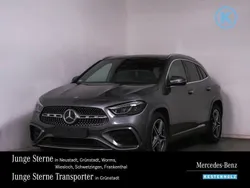 Mountaingrau Gebraucht 2024 Mercedes GLA180 AMG SUV | 43.990 € (Teuer)