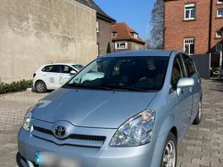 Blau Gebraucht 2006 Toyota Corolla Verso Van / Kleinbus | 4.500 € (Fairer Preis)
