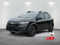 Schwarz Neu 2024 Dacia Sandero Expression Kleinwagen | 19.620 € (Etwas zu teuer)