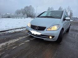 Grau Gebraucht 2010 Mercedes A180 Kleinwagen | 2.599 € (Guter Preis)