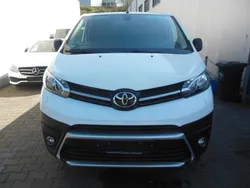 Weiß Gebraucht 2021 Toyota Proace Van | 15.900 € (Superpreis)