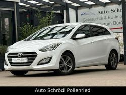 Weiß Gebraucht 2016 Hyundai i30 Passion Kombi | 10.480 € (Fairer Preis)