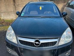 Schwarz Gebraucht 2006 Opel Vectra Kombi | 1.500 € (Fairer Preis)
