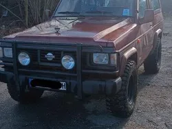 Rot Gebraucht 1991 Nissan Patrol SUV | 11.200 €