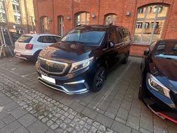 Schwarz Gebraucht 2015 Mercedes V250 Avantgarde Van / Kleinbus | 20.000 €
