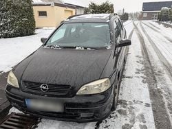 Schwarz Gebraucht 2000 Opel Astra Kombi | 455 € (Guter Preis)