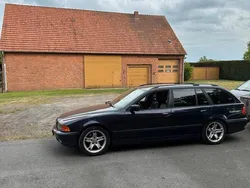 Blau Gebraucht 2000 BMW 528 Comfort Edition Kombi | 2.850 €