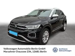 Deep black perleffekt Gebraucht 2024 VW T-Roc Style SUV | 28.446 € (Fairer Preis)