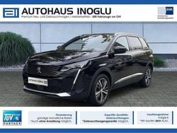 Schwarz schwarz perla nera (metallic) Gebraucht 2023 Peugeot 5008 Allure Van / Kleinbus | 20.480 € (Guter Preis)