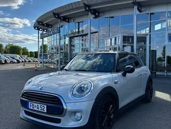 Grau Gebraucht 2017 Mini Cooper Kleinwagen | 12.400 € (Fairer Preis)