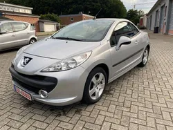 Silber Gebraucht 2008 Peugeot 207 CC Filou Cabrio | 3.490 € (Guter Preis)