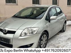 Gold Gebraucht 2009 Toyota Auris Executive Limousine | 1.950 €