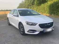 Weiß Gebraucht 2019 Opel Insignia Sport Limousine | 14.890 € (Guter Preis)