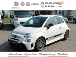 Weiß Gebraucht 2020 Abarth 595 70th Anniversary Kleinwagen | 19.890 € (Etwas zu teuer)