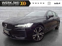 Black solid "stone" / solid Gebraucht 2021 Volvo V60 R-Design Kombi | 29.900 € (Guter Preis)