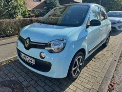 Blau Gebraucht 2018 Renault Twingo LIMITED Deluxe Kleinwagen | 9.500 € (Fairer Preis)