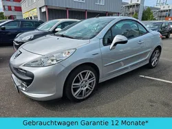 Grau Gebraucht 2008 Peugeot 207 CC Sport Cabrio | 4.970 € (Etwas zu teuer)